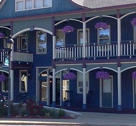 Stone Waters Inn Bellaire Exteriör bild